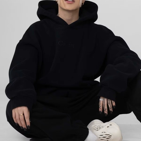 Comfrt Signature Hoodie; Unisex-Onyx Black: Size XL - Picture 4 of 5